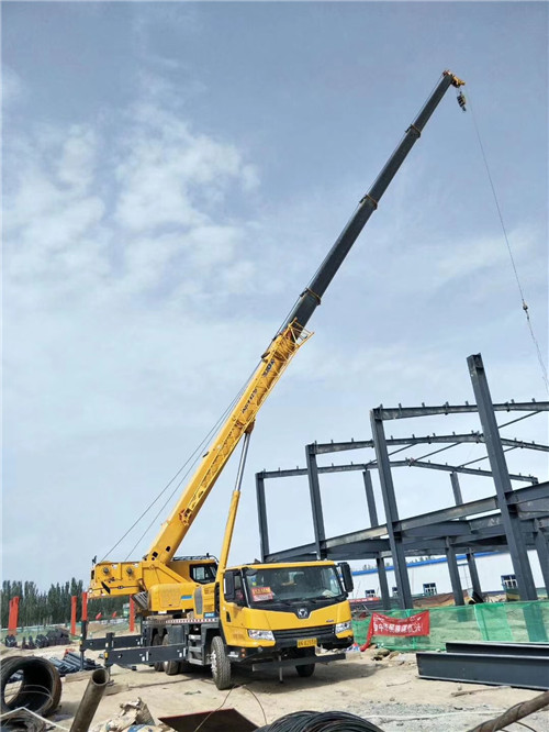 临沂市超高层建筑钢结构吊装案例